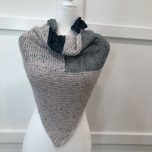Modular KNITTING PATTERN: Shaded Square Scarf